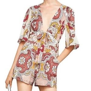 BCBGMaxAzria Paisley Print Tie-Front Romper Size XS